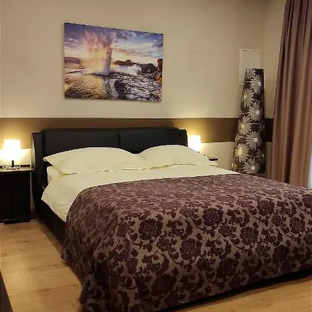 فندق مبيت وإفطار Oasiss 4*