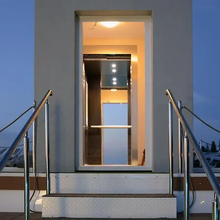 Oasiss 4* וינקורן